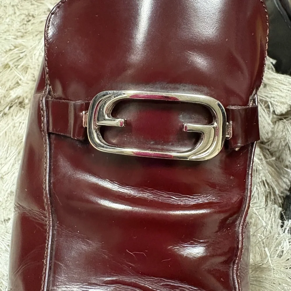 Vintage Gucci Dark Red Loafers with Silver Gucci accent - Picture 5 of 13